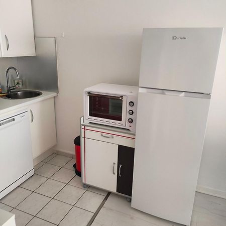 Appartement 2 Pieces Avec Une Grande Terrasse, 3 Etoiles, Wifi, Box Pour Vehicule Et Velos Les Sables-d'Olonne Exterior photo